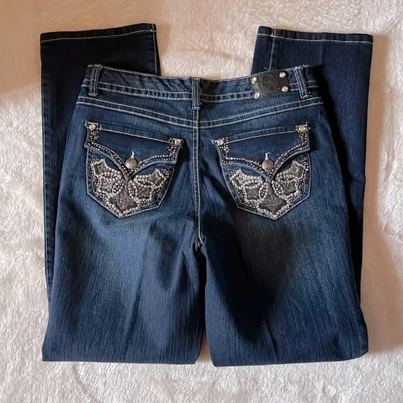 SOLD - Picture 2 of 8